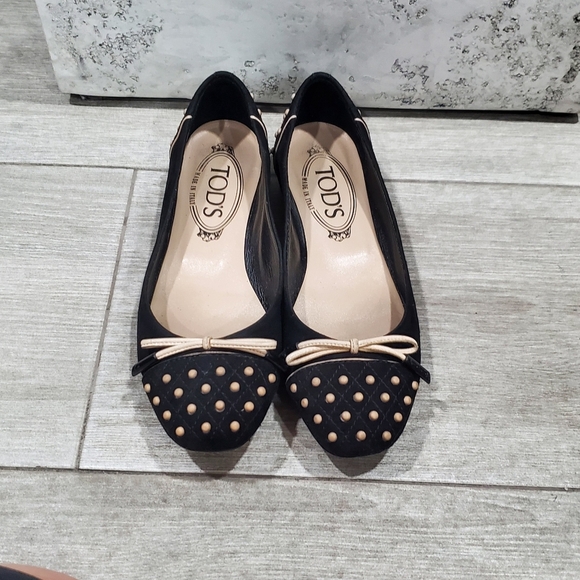 Tod's Black Studded Ballet Flats - Picture 13 of 16